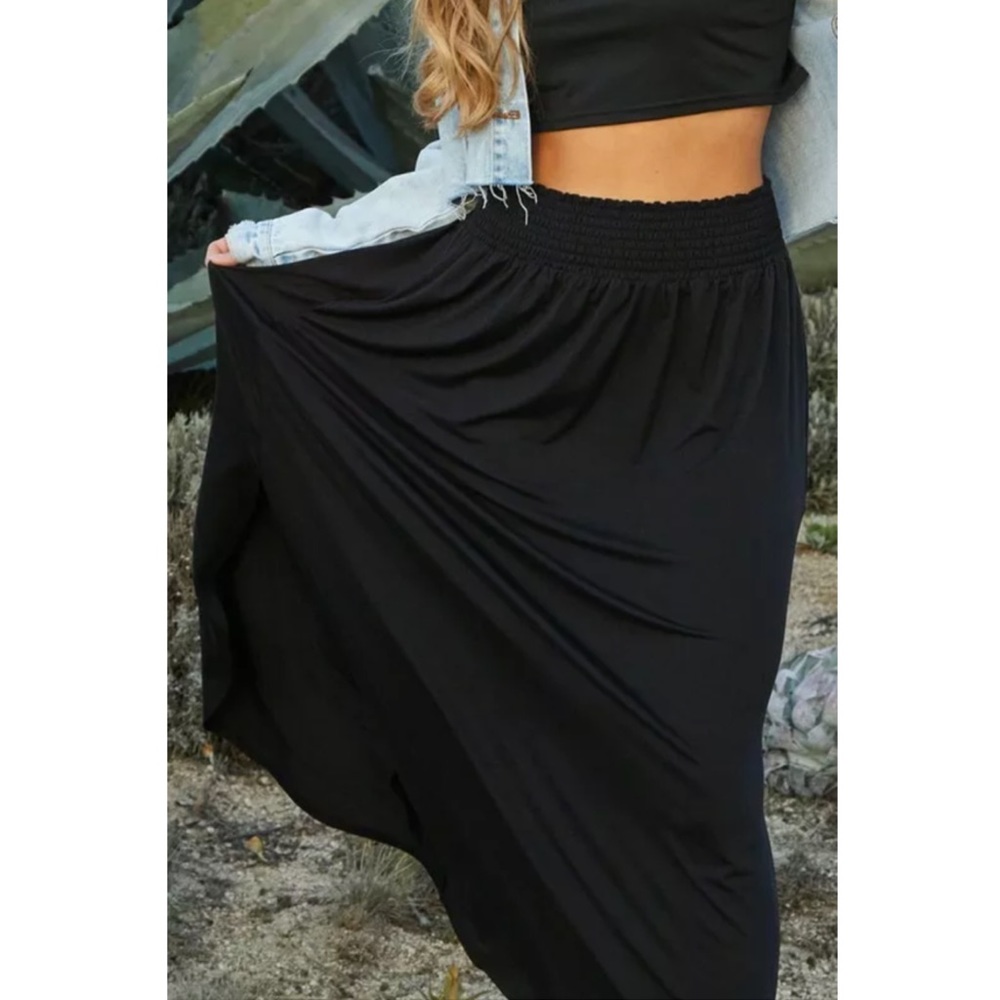 SOLD OUT Black Smocked Waist Side Slit Pocket Maxi Skirt - Picture 5 of 7